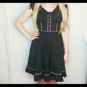 Hell Bunny polka dot rockabilly pinup dress with pockets
